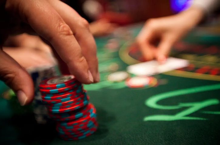 Why do progressive online casinos unlock higher tiers?